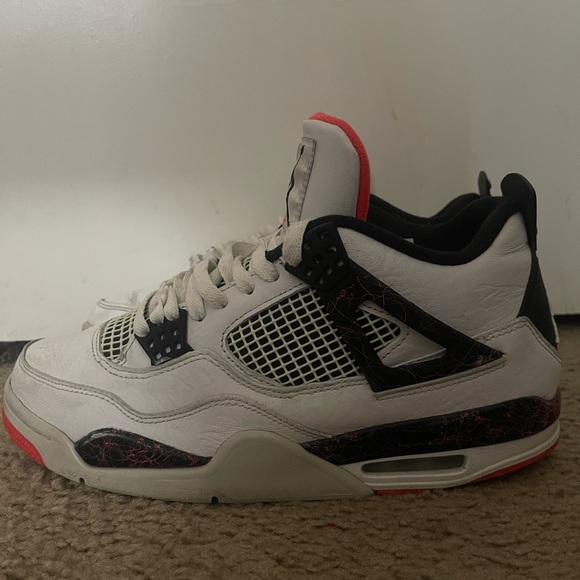 Jordan 4 - Picture 3 of 5